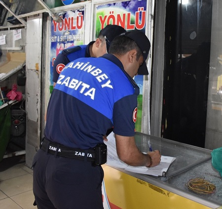 ŞAHİNBEY BELEDİYESİN’DEN SON KULLANMA TARİHİ GEÇMİŞ ÜRÜNLERE GEÇİT YOK